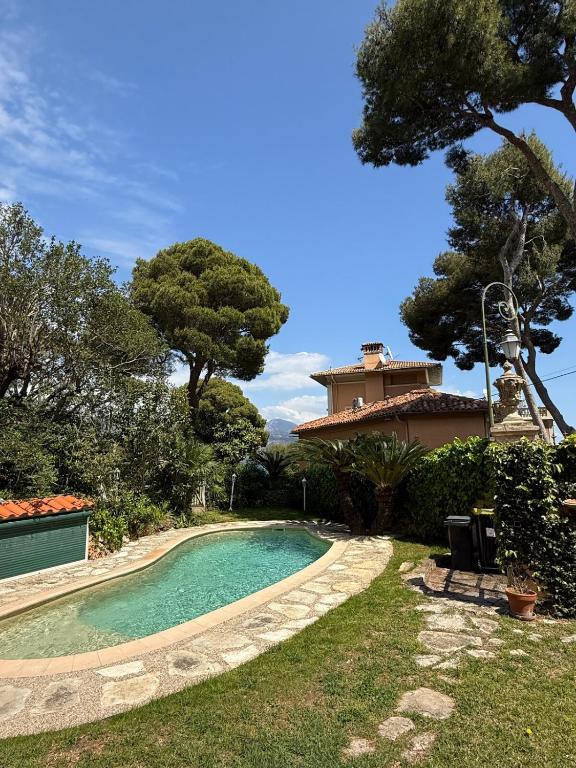 Cozy Villa Saint-Jean-Cap-Ferrat - 1