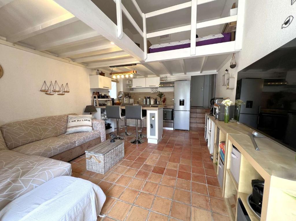 Le Costabella - Appartement pour 4 personnes à 5 minutes de la plage de l'Almanarre à Hyères - 4