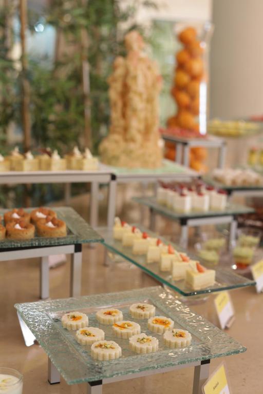 طعام و مشروبات