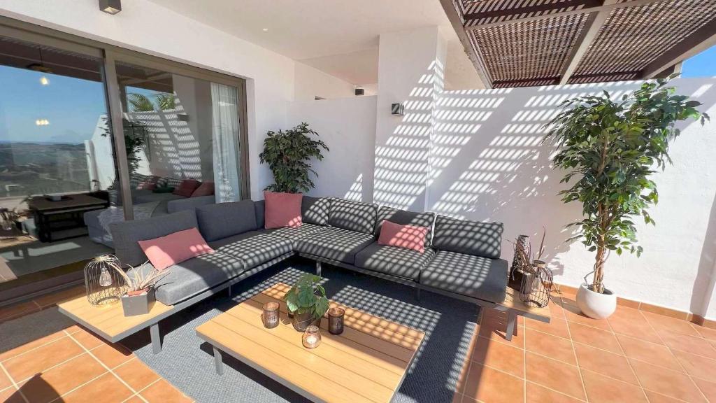 Bohemian-Chic Hideaway with Sun-Drenched Terrace - 3