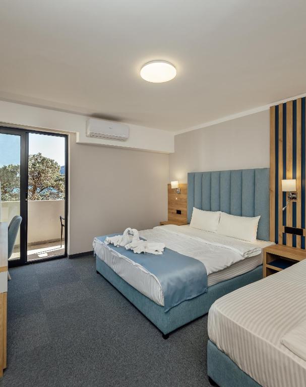 HOTEL TALIA - 3
