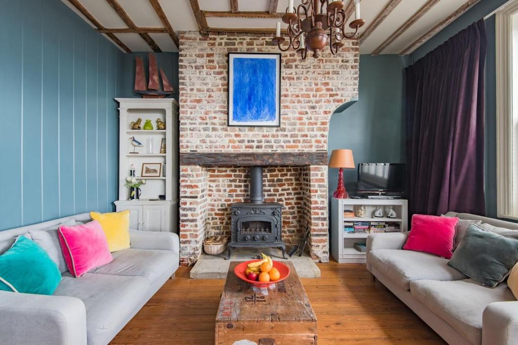 The Albion by Keepers Cottages, Deal