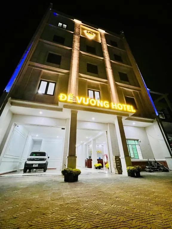KHÁCH SẠN ĐẾ VƯƠNG、カオランのホテル