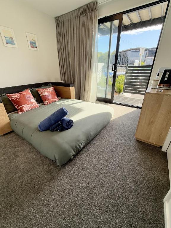 Convenient 1Bed Studio with Ensuite By Hagley Park, Christchurch