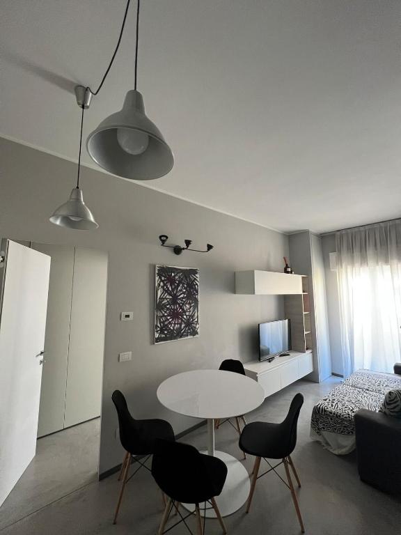 Cozy Apartment in Paolo Sarpi with balcony - 2