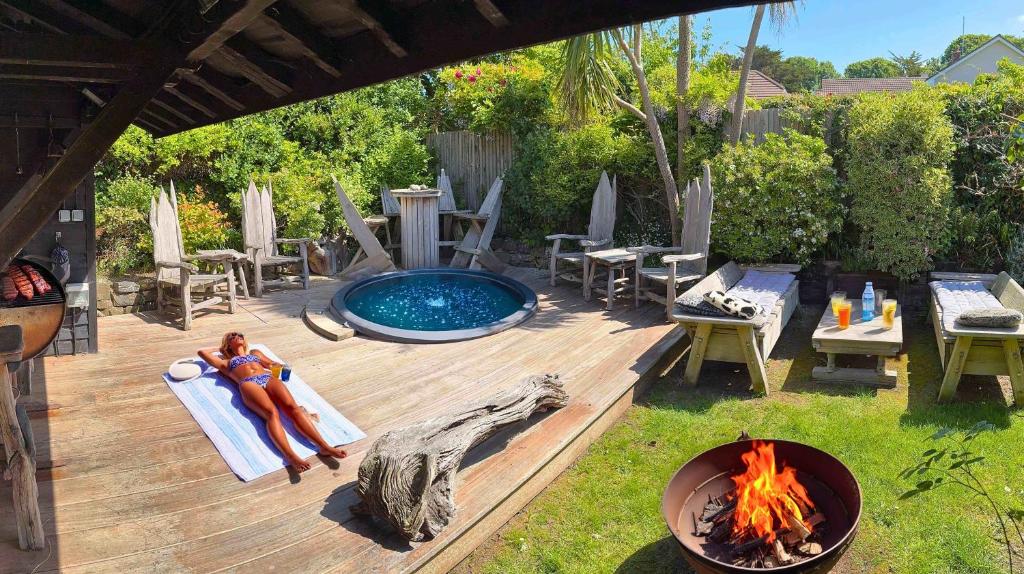 Croyde Chuggs Chill Out, Croyde