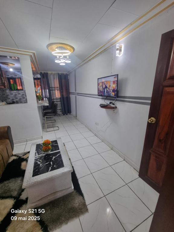 Studio américain, Yaoundé