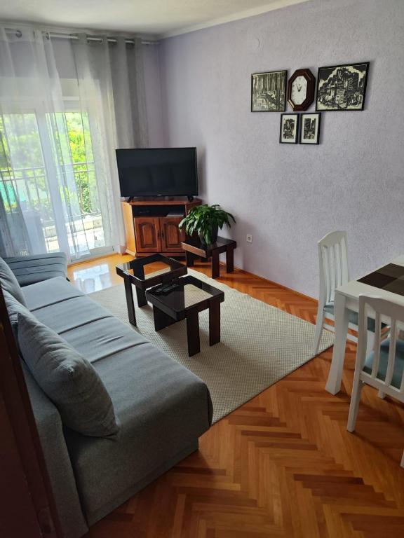 Apartment Nibim 전경