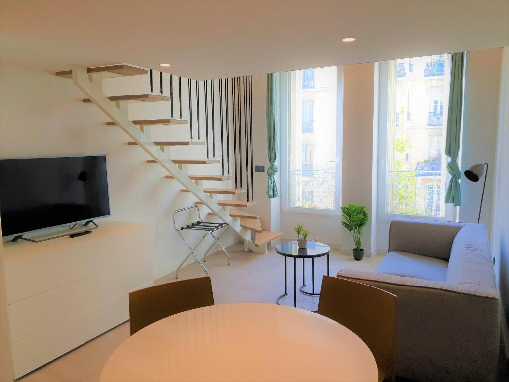 BAIE DES ANGES DUPLEX 205 - 2