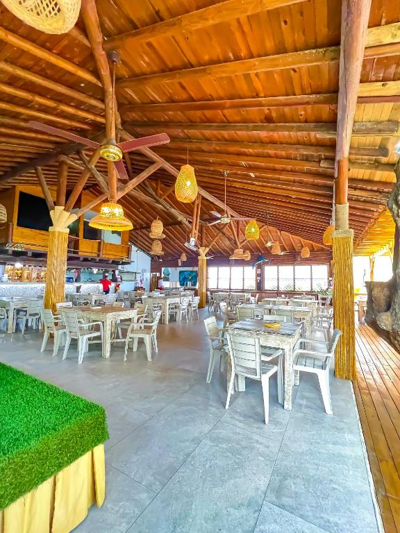 Restaurant, Hotel Camino Verde in Tolu