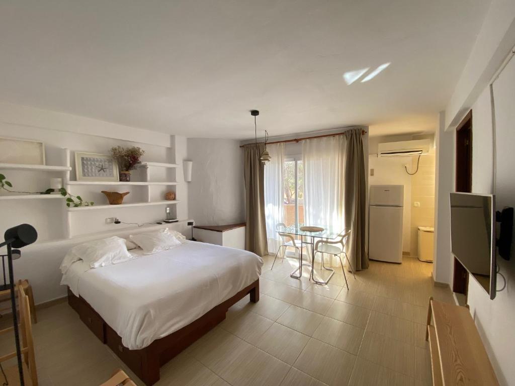 CALMA Es Pujols, Es Pujols