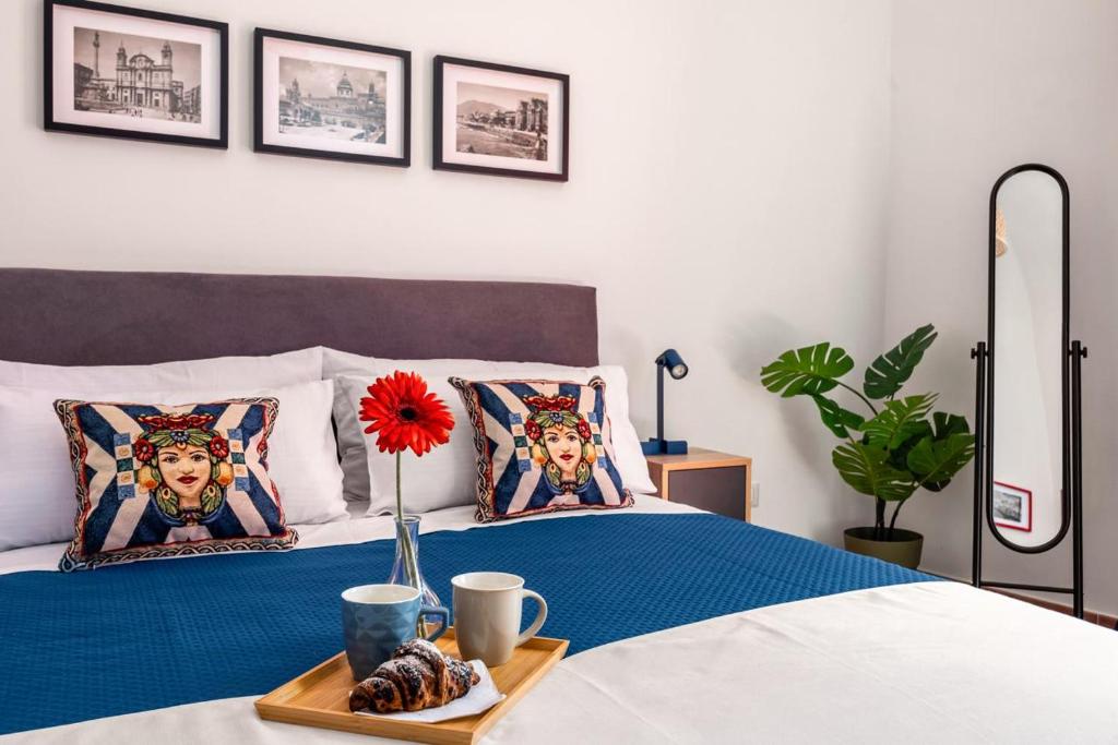 Elegant Two-Room Apartment with Balcony & Suite, Palerme