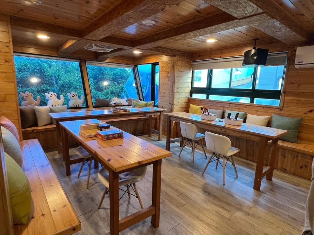 Peak Tree House