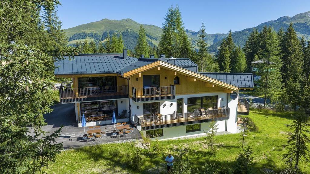 Sam Alm - 3