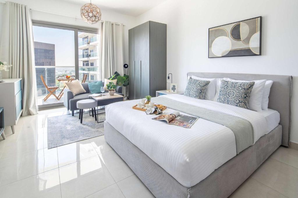 Frank Porter - AG Tower, Dubaj