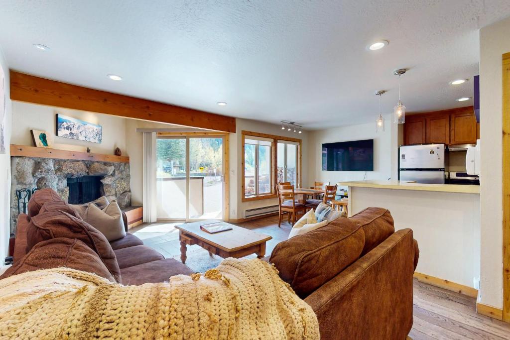 Basecamp Bliss, Olympic Valley