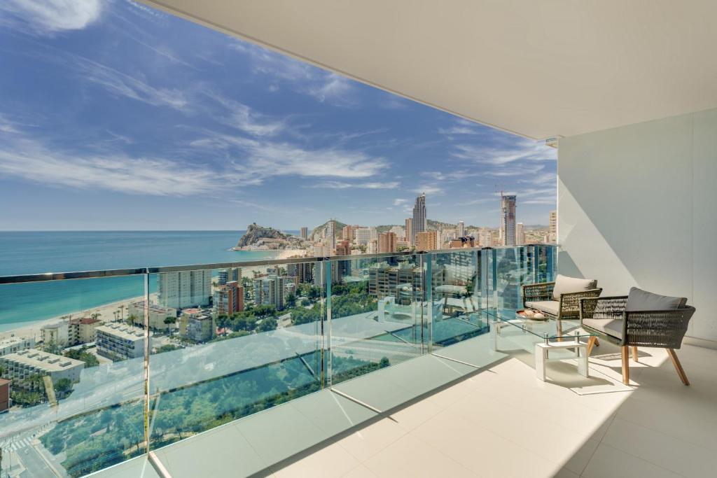 SUNSET DRIVE 128 Luxury Beach Retreat by CAR - 2
