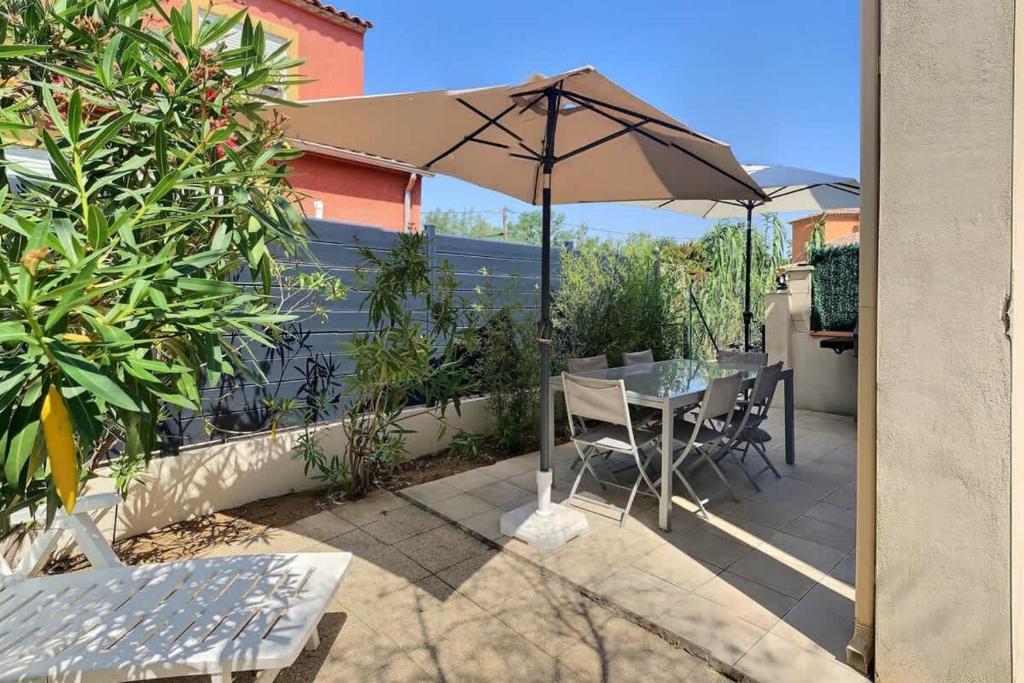 Agréable pavillon avec grande terrasse pour 6 personnes - 1