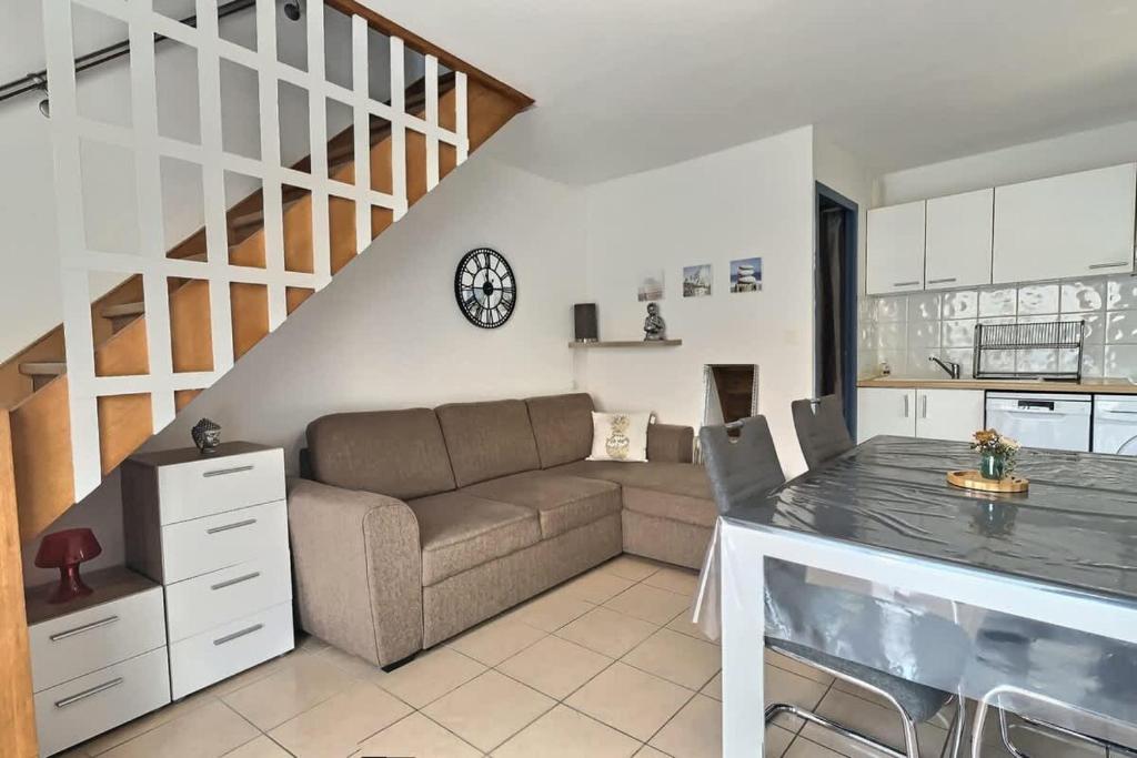 Agréable pavillon avec grande terrasse pour 6 personnes - 2