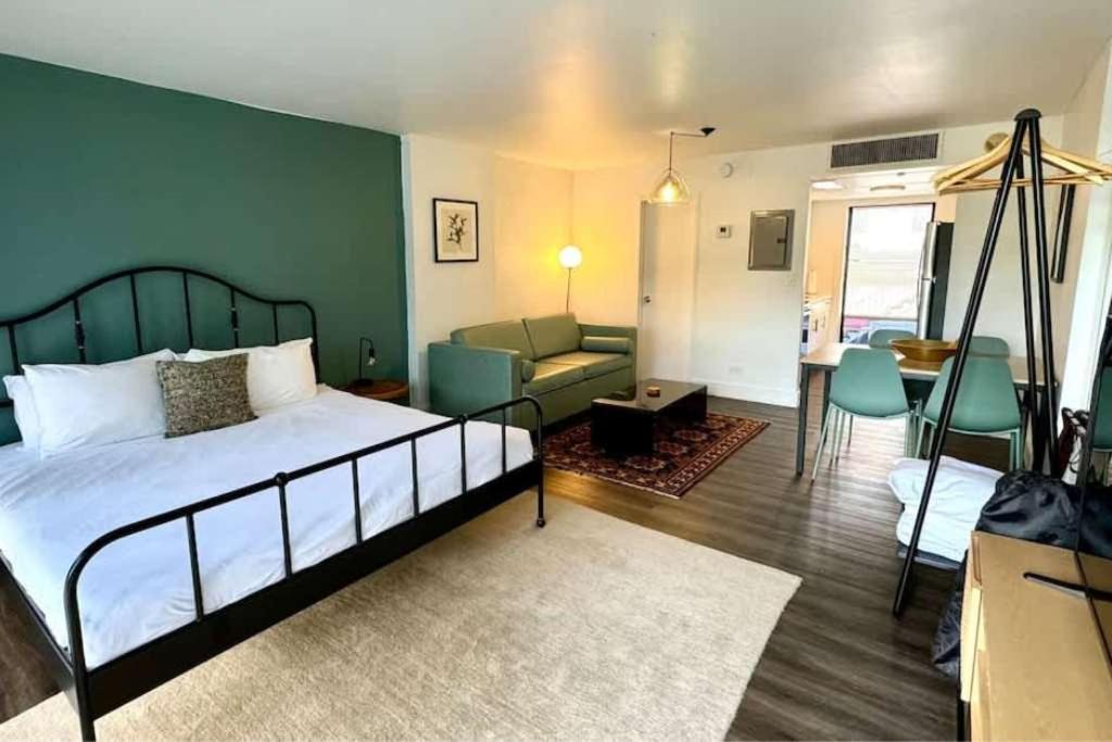 Stravinsky #206, Fort Lauderdale