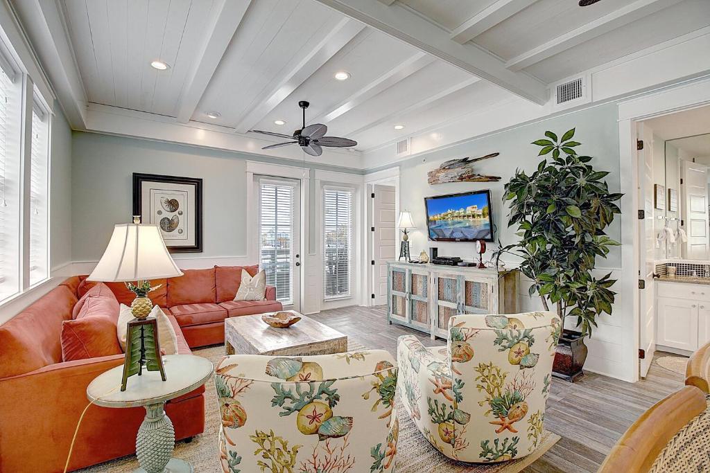 C Side TC 1208, Port Aransas