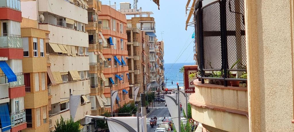 Avenida Juan Carlos I , Playa La Colonia - By Aloha Palma - 2