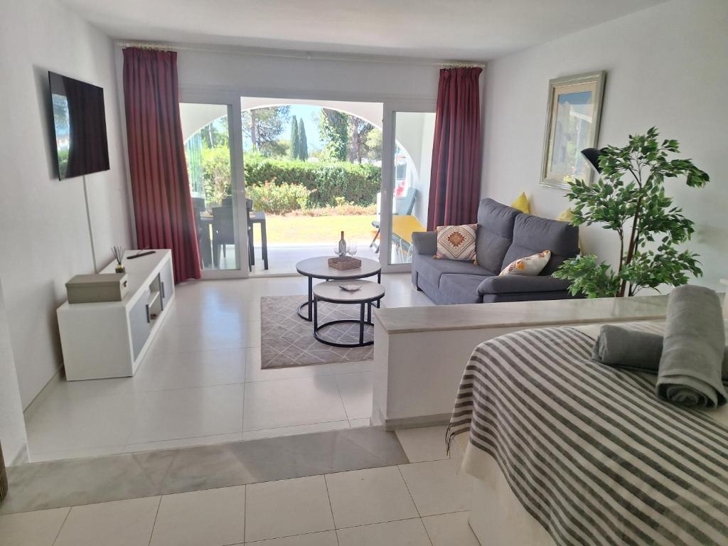 Sunny Miraflores Retreat - 4