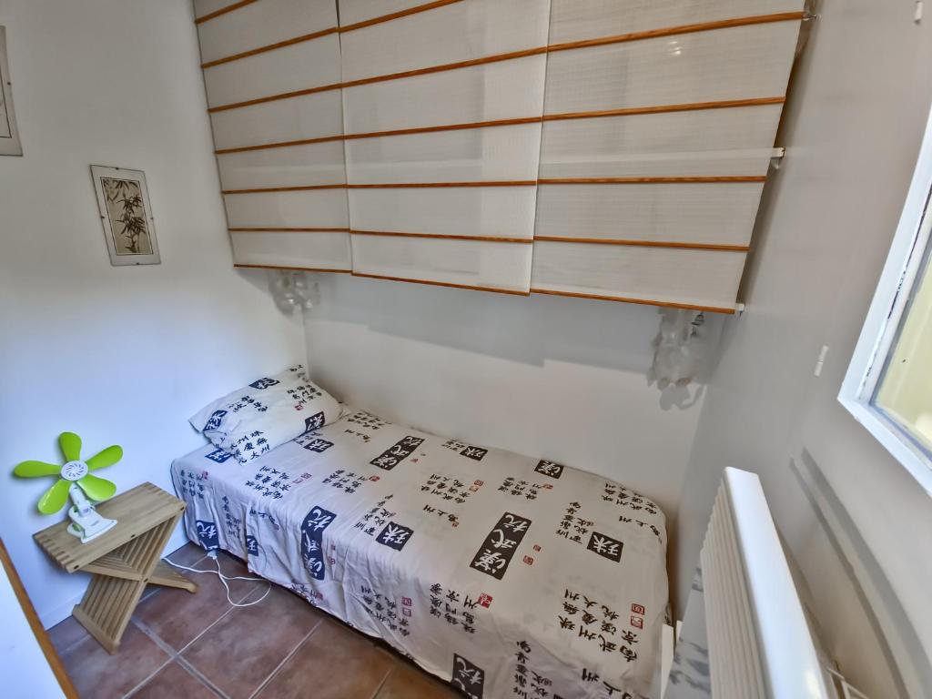 La Pinède - Small 2 bedroom sea view - with swimming pool - 2