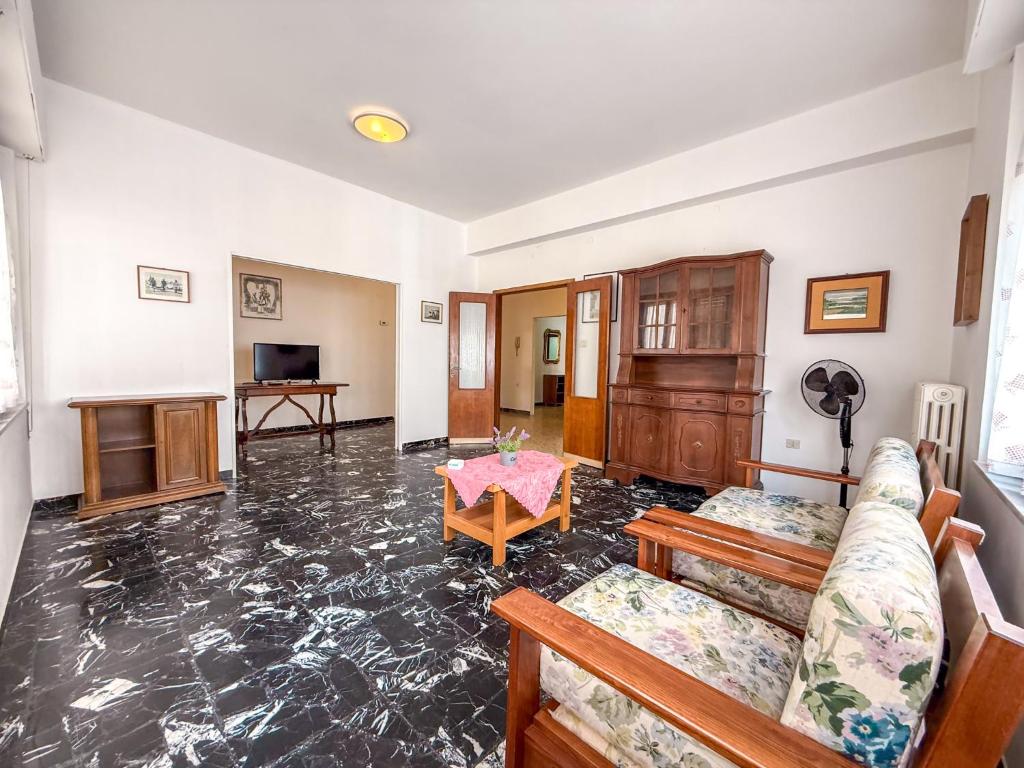 Pristina Apartment, pochi passi dal mare RifA755 - 3