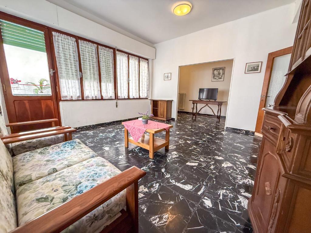 Pristina Apartment, pochi passi dal mare RifA755 - 5