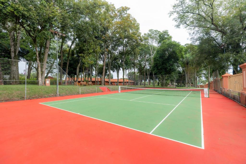 Tennis court