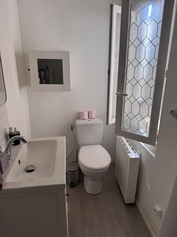 Le Farges-Chambre en colocation-Appartement partagé à 3min de La Gare ST Roch-LaConciergerieByNina - 3