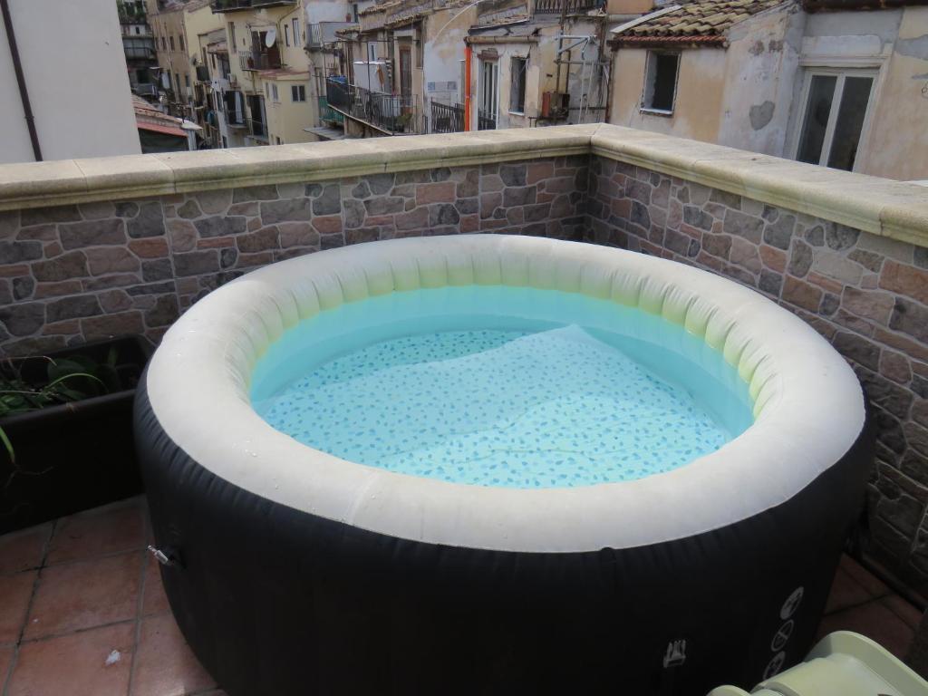 Awesome terrace and apartment in the city centre, Palerme