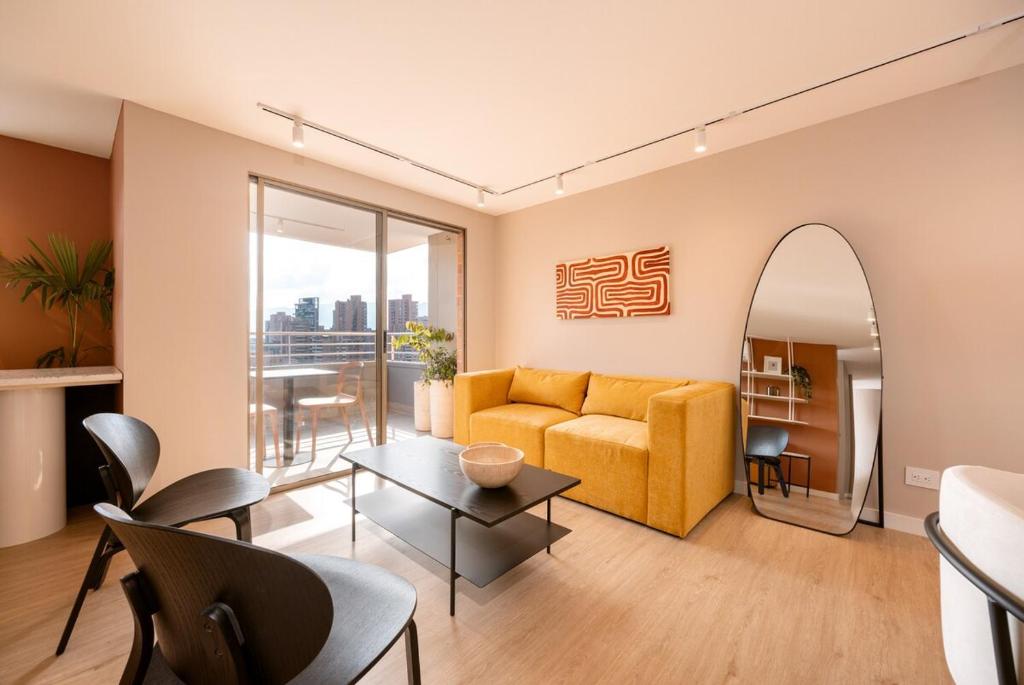 Magnífico apartamento de 2 habitaciones con AC y vistas en Provenza - 2