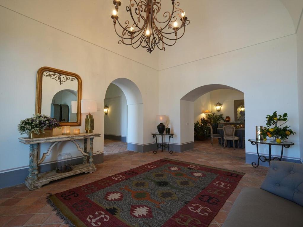 Modern & Private Villa in Unique Location, Pool and Sunset Terrace - 3