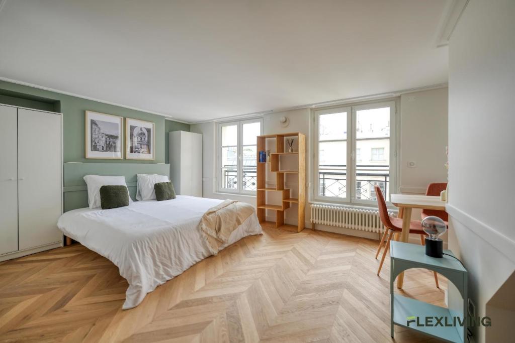 Beautiful Studio - Chauchat - Flexliving - 2