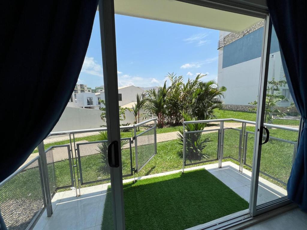 Apartamento hogar para compartir con 3 habitaciones 3 piscinas, turco, sauna, gym y más en Restrepo Meta - 3