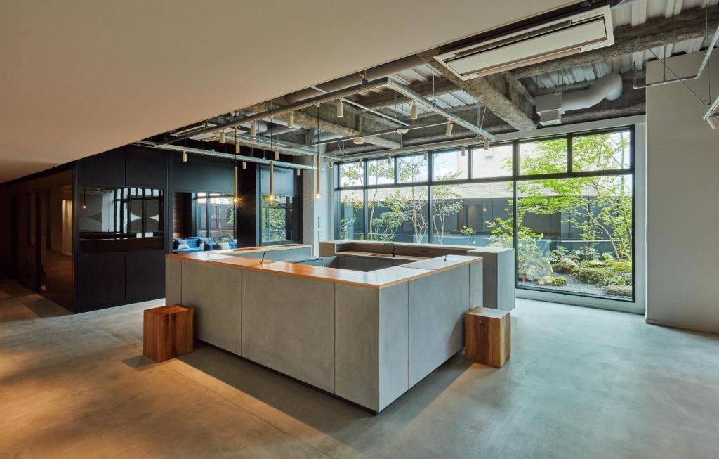 Hotel Terrasta의 안락한 트윈룸 전경