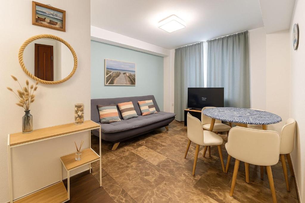 Del Mar one bed flat - 1