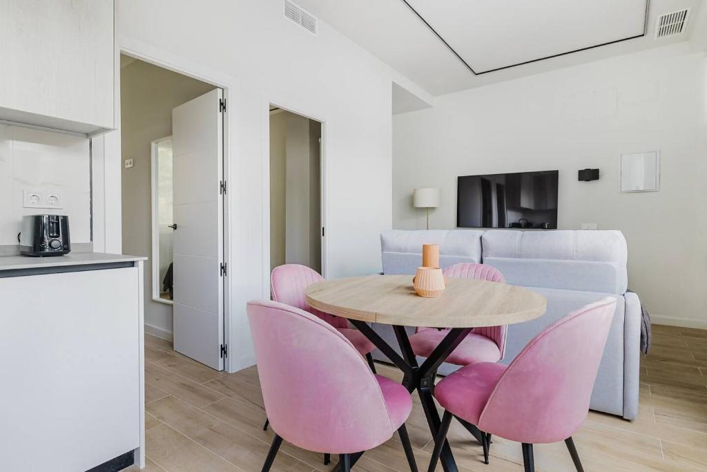 Apartamento 4 - Moderno en Castellana - 4 Torres - 5