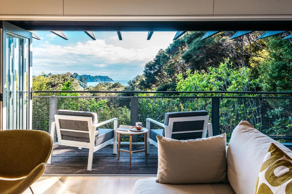 Te Kereru, Onetangi, Waiheke Island