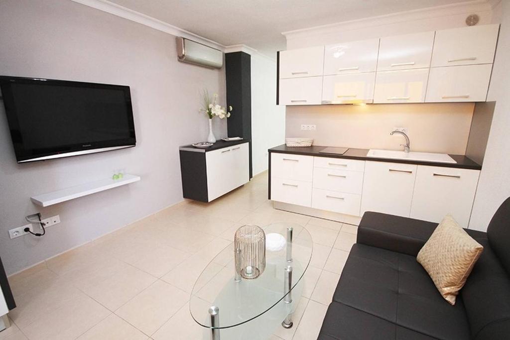 Kasbah 1 Holiday Home By Pride Holiday Rentals - 2