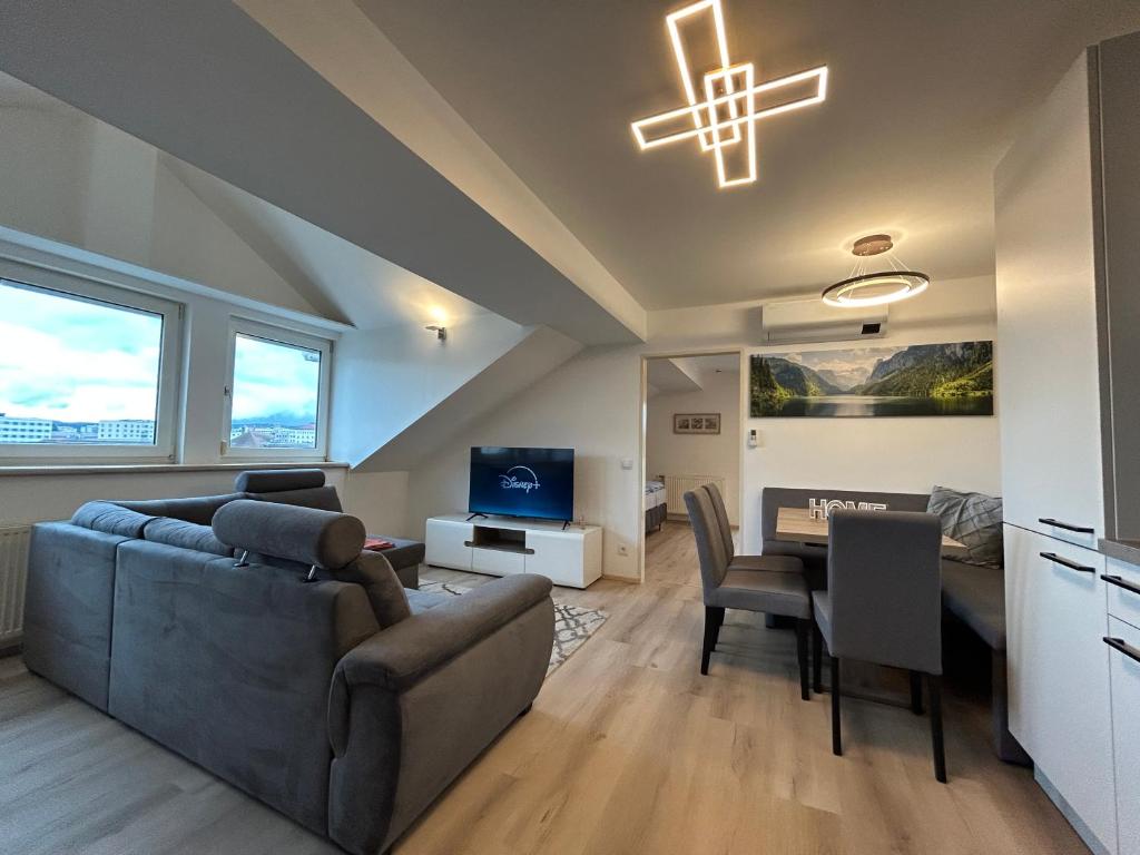 Apartment KARAWANKENBLICK im HERZEN von VILLACH mit Privatgarage - 2