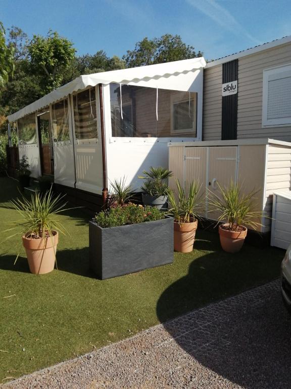 Mobil home tout équipé 6 places au calme Fréjus - 1