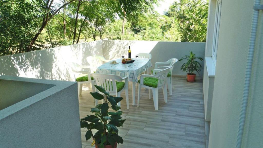 Apartment Lavanda with three bedrooms - TA Leut Agency 전경
