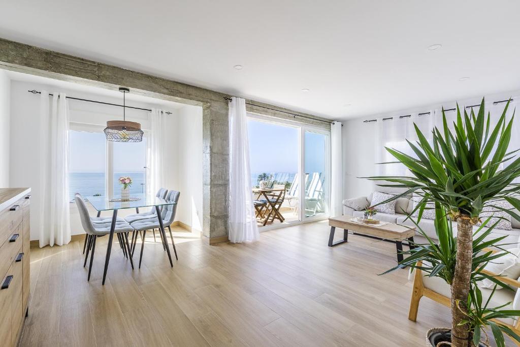 A&N Seafront Sea View Apartment with Terrace Torre del Mar - 2