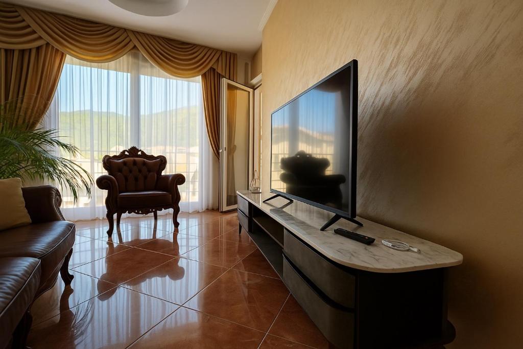 Casa Verde LLS - 2