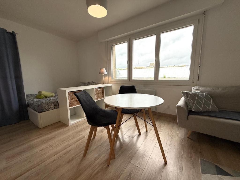 Studio autonomie et confort - Centre ville Boulogne Sur Mer - Baignoire et lave linge - 3