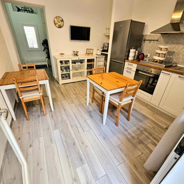 Perla del Sud - Guest House - 5