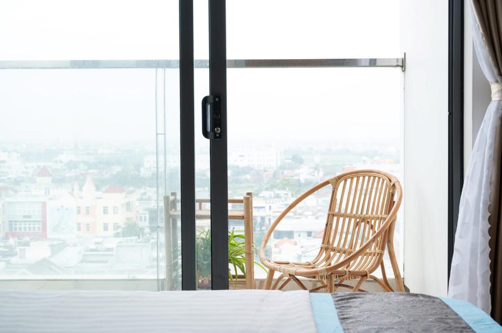 Thy Hung legacy hotel